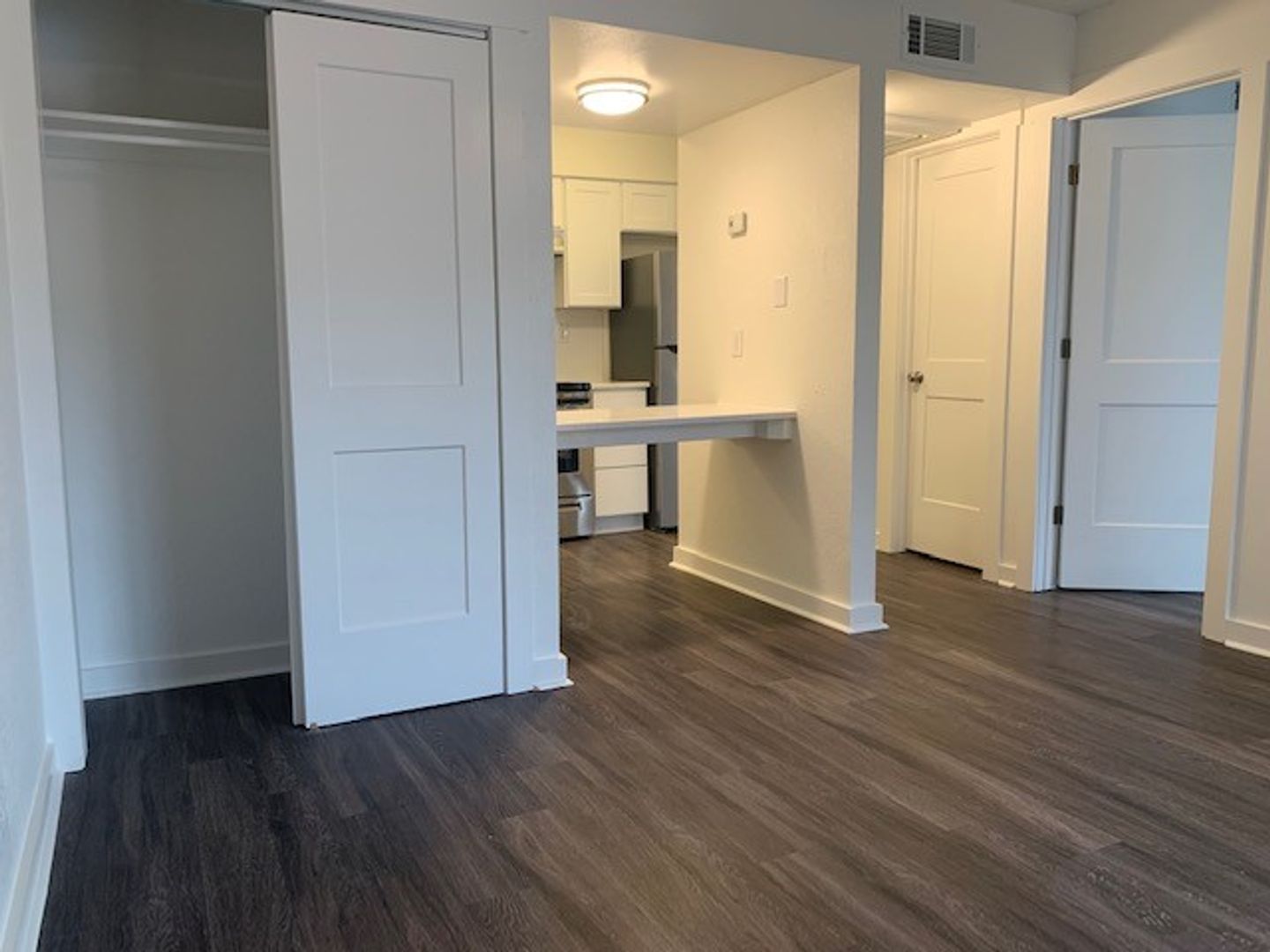 Edmond Apartment: 1900 Kickingbird Rd.