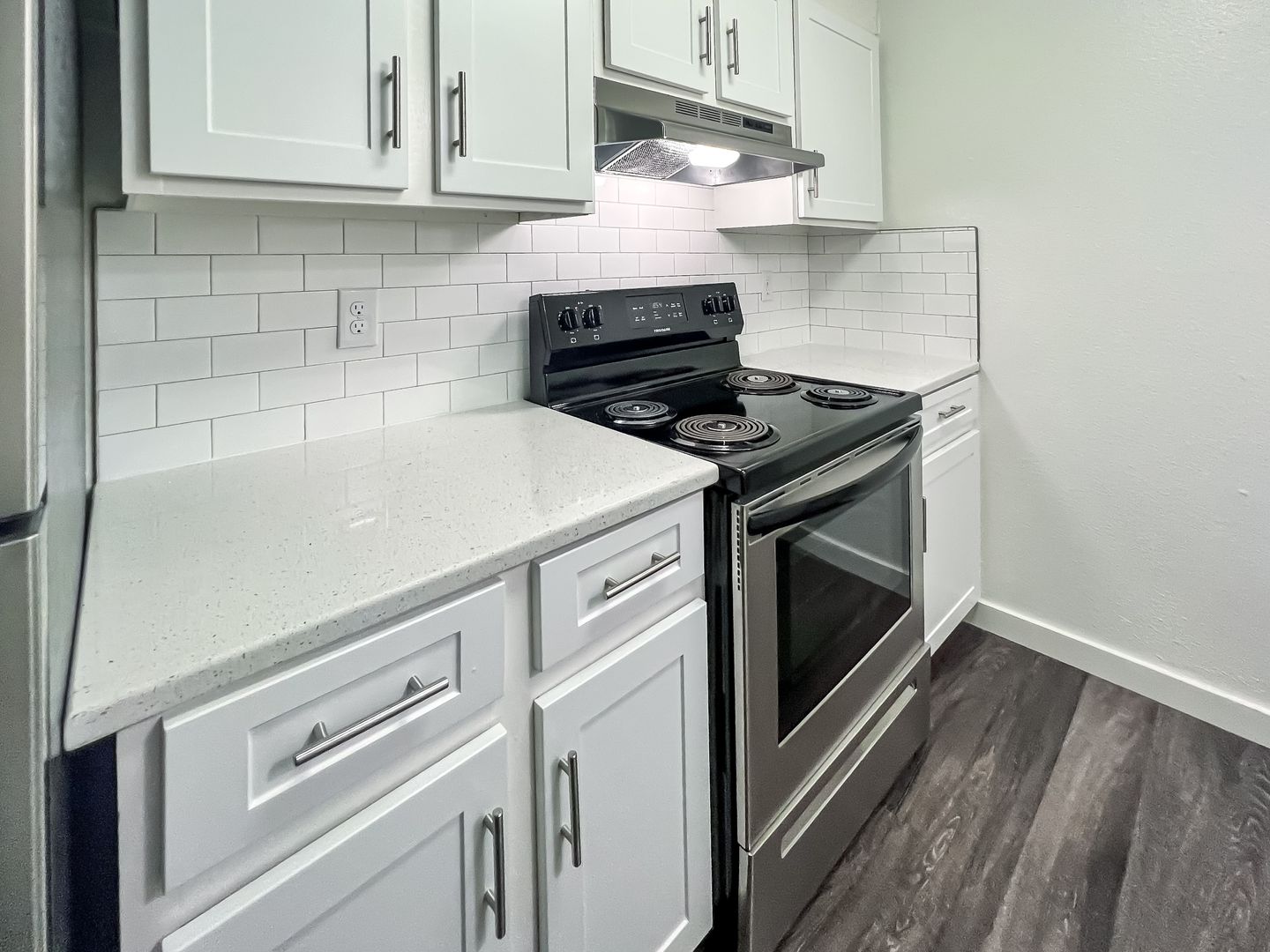 Edmond Apartment: 1900 Kickingbird Rd.