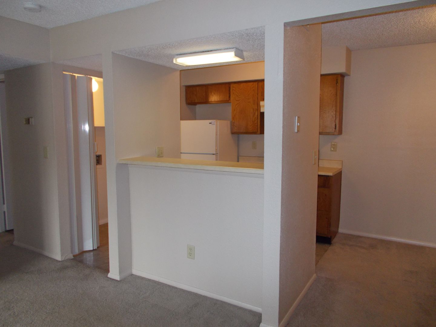 Norman Apartment: 300 36th Ave SW