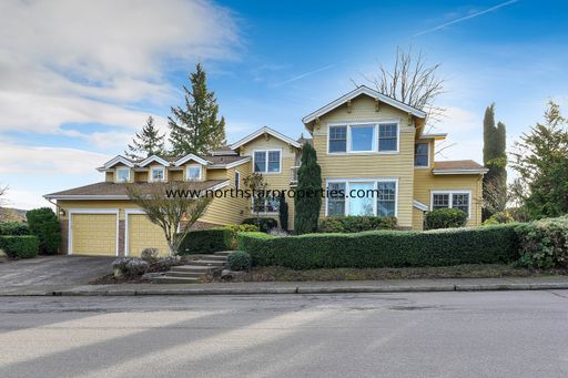 Sophisticated Lake Oswego Living in Coveted Palisades Terrace – photo 1