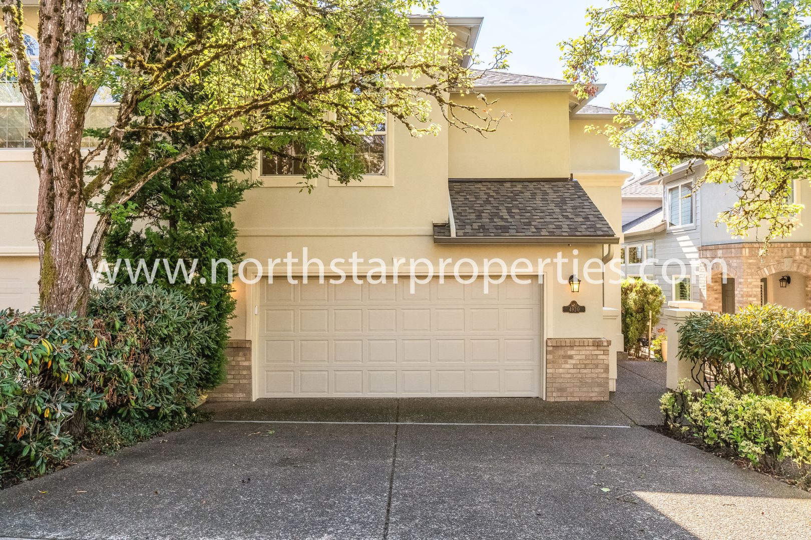 Lake Oswego House: 4920 Mulholland Drive