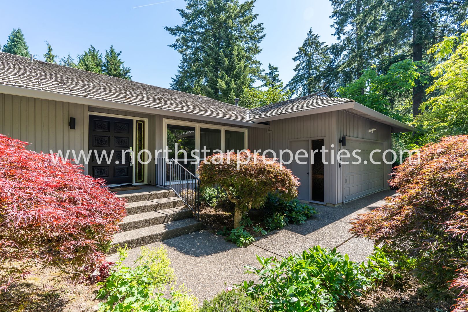 Lake Oswego House: 1405 Greentree Circle