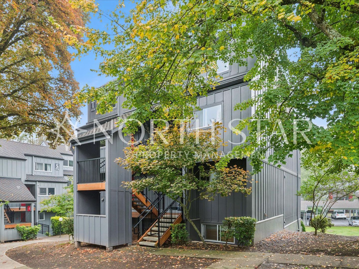 Lake Oswego Townhome: 4 Touchstone #130