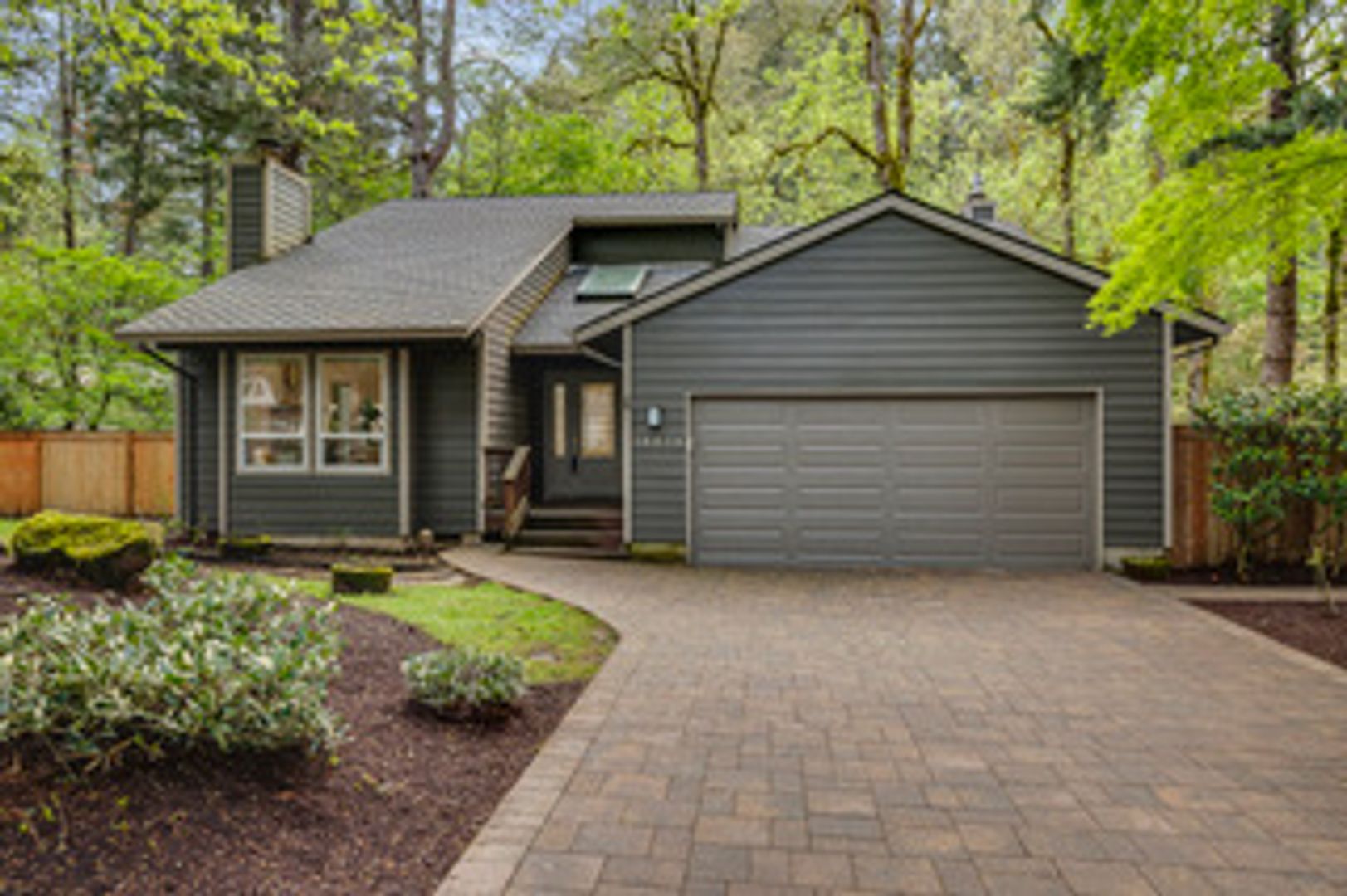 Lake Oswego House: 18679 Indian Creek Drive