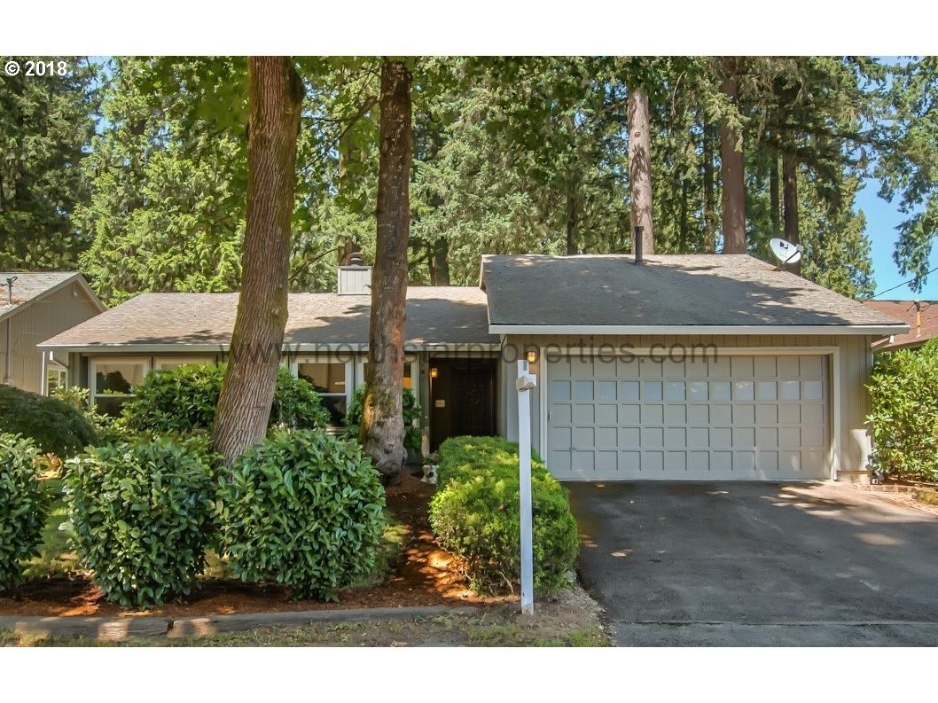 Lake Oswego House: 4235 Douglas Way