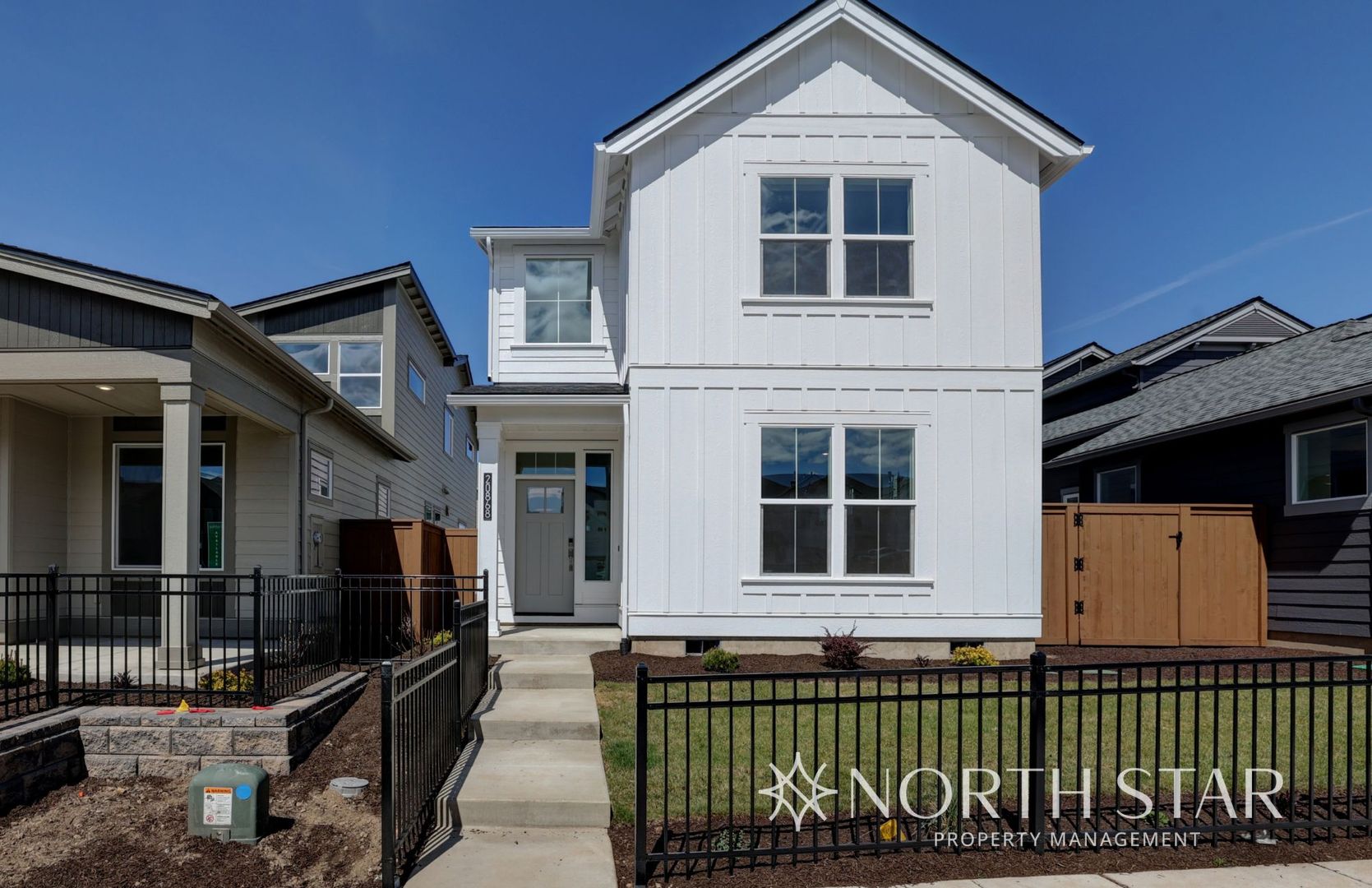 Bend House: 20868 SE Denver Drive