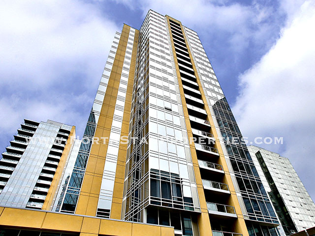 Portland House: 3570 SW River Parkway #1807