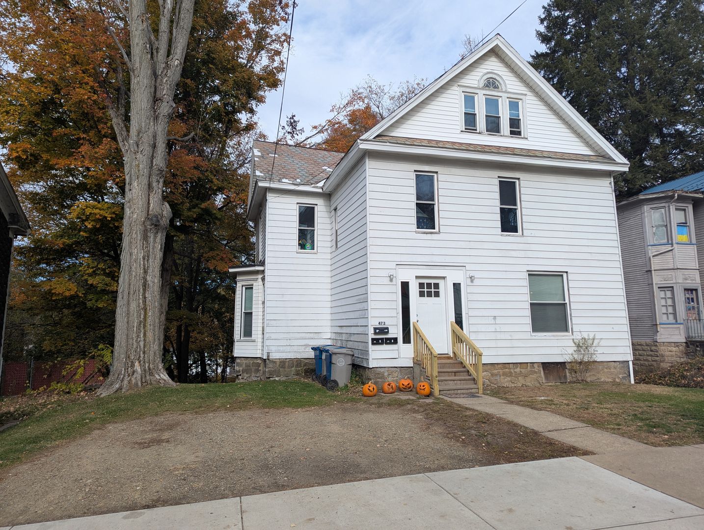 Meadville Apartment: 473 Walnut St.