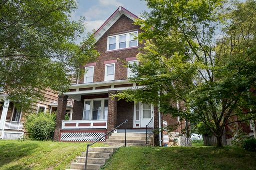 OSU Central Campus 8 Bedroom, 3 Bath Duplex – photo 1