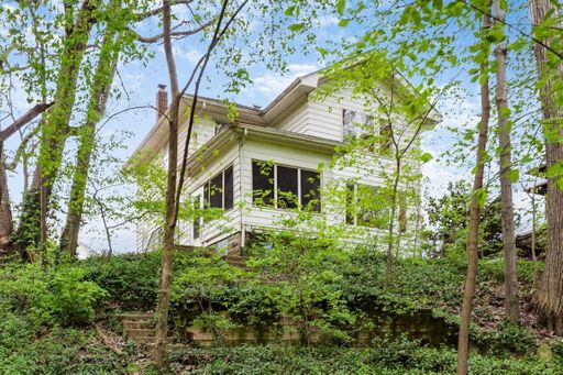 OSU Central Campus Single Family House with Charm – photo 1