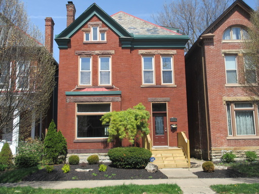 South Campus OSU / King Avenue - Single Family House! 2.5 Baths & Off-Street Parking – photo 1