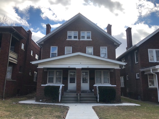 Renovated Brick Duplex- Beautiful! – photo 1
