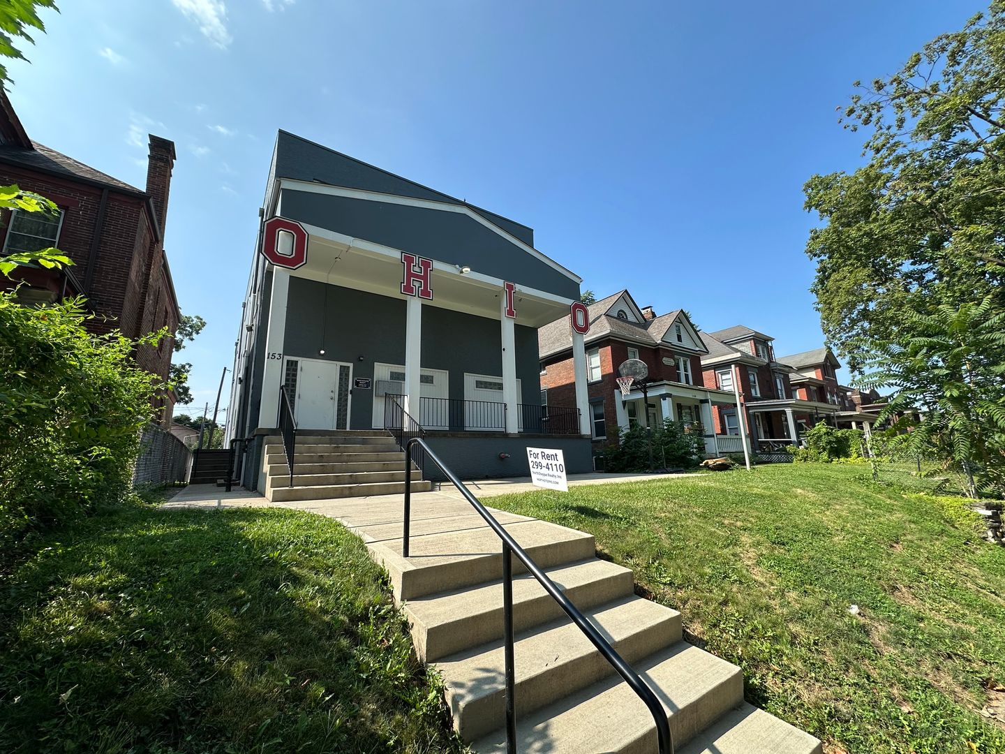 Columbus Apartment: 153 E 12th Ave