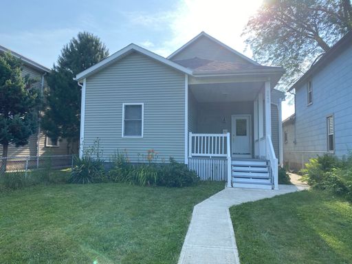 Renovated Single Family Home – photo 1