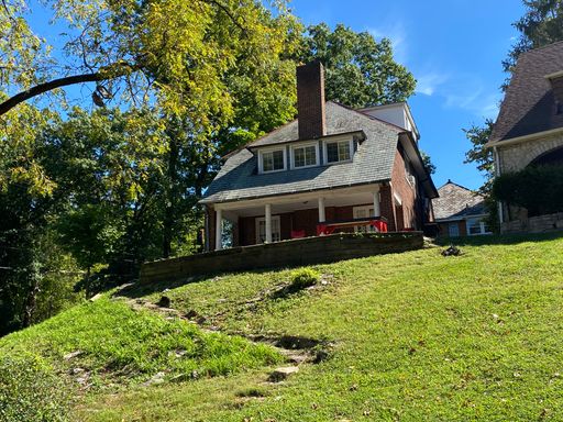 Renovated 7 Bedroom Central OSU Campus House! – photo 1