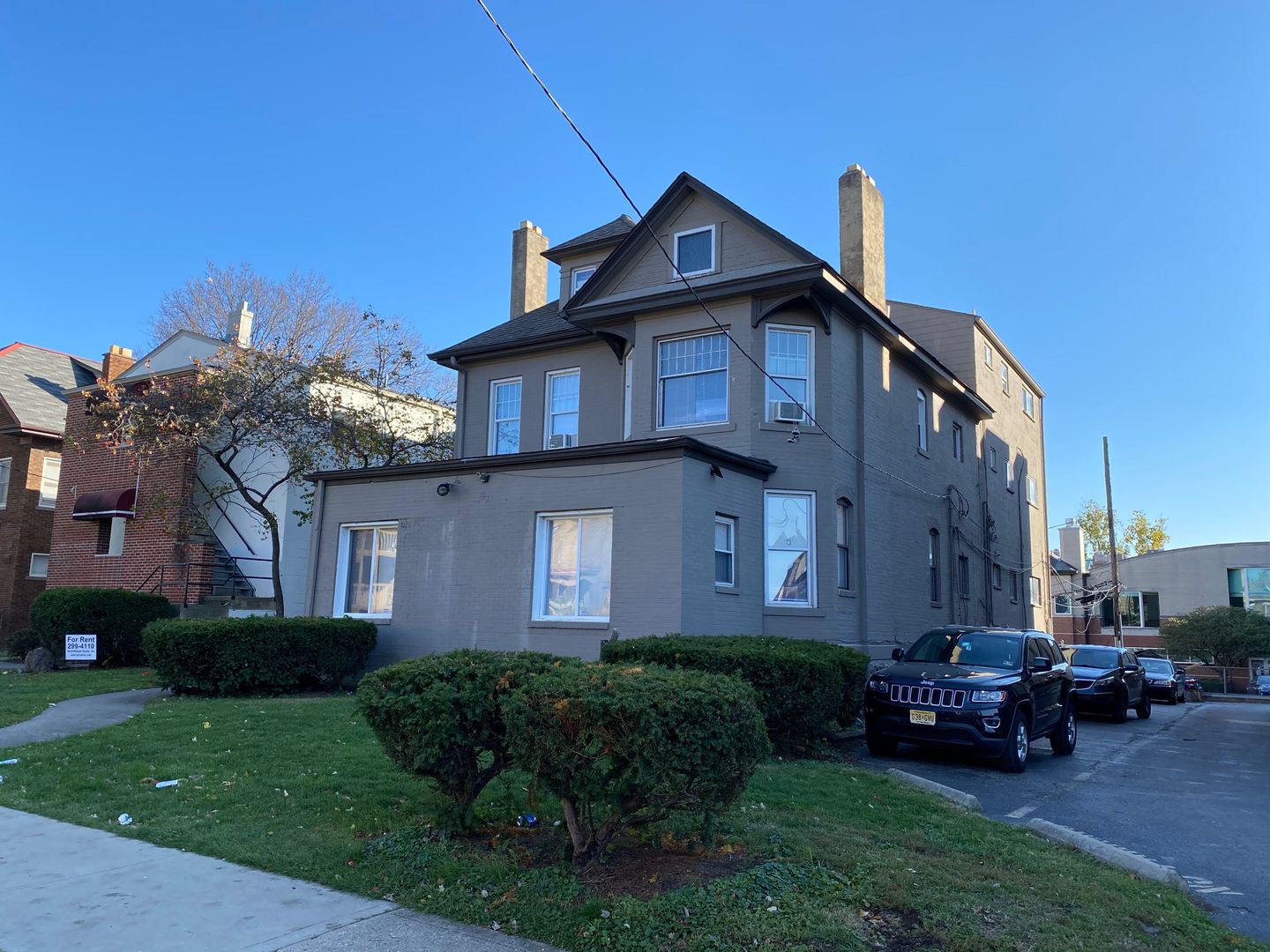 Columbus Apartment: 41 E 17th Ave