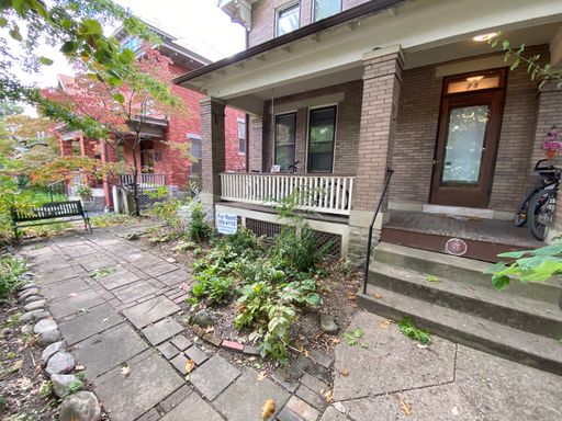 Historic Big Brick Home near North High Street! Steps from OSU Campus! – photo 1