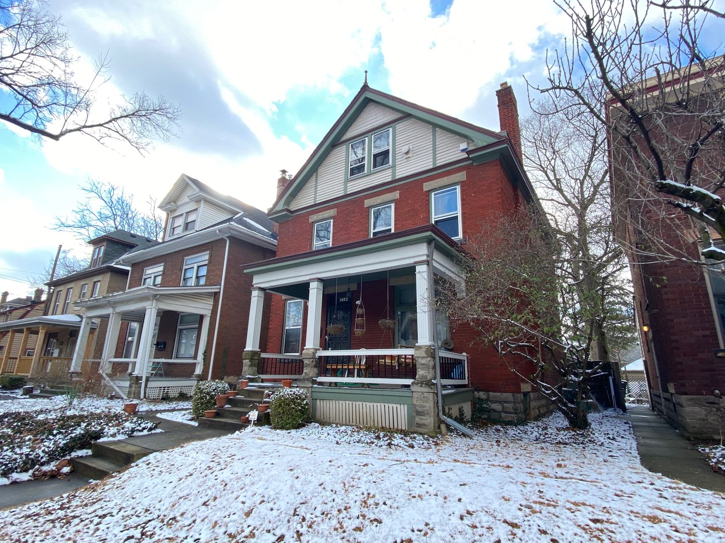 Columbus Apartment: 1483 Belmont Pl