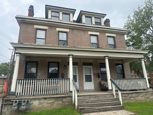 South Campus Duplex, Steps to OSU! Fantastic Locations – photo 1
