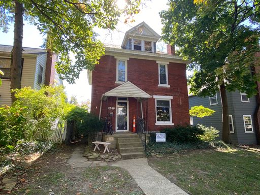 Huge Renovated Northeast OSU Campus House! – photo 1