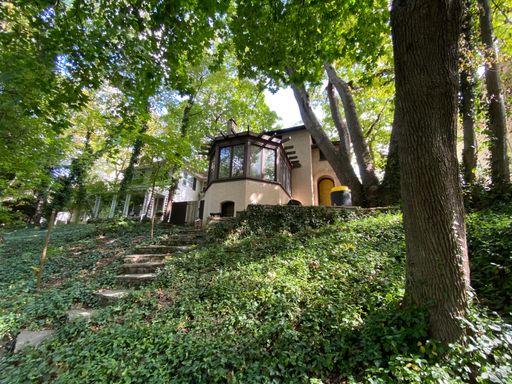 Large 5 Bedroom House on North OSU Campus! – photo 1