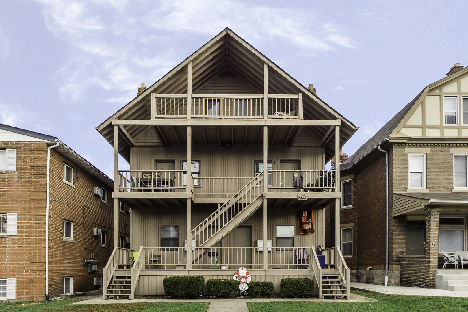 Columbus Apartment: 40-42 Chittenden Ave