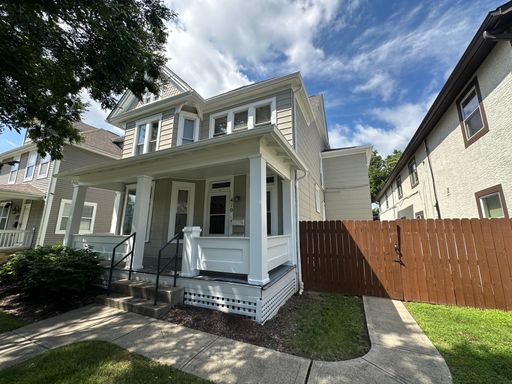 North Campus OSU Single Family Home with 2 car garage, Shed and Fenced Yard – photo 1