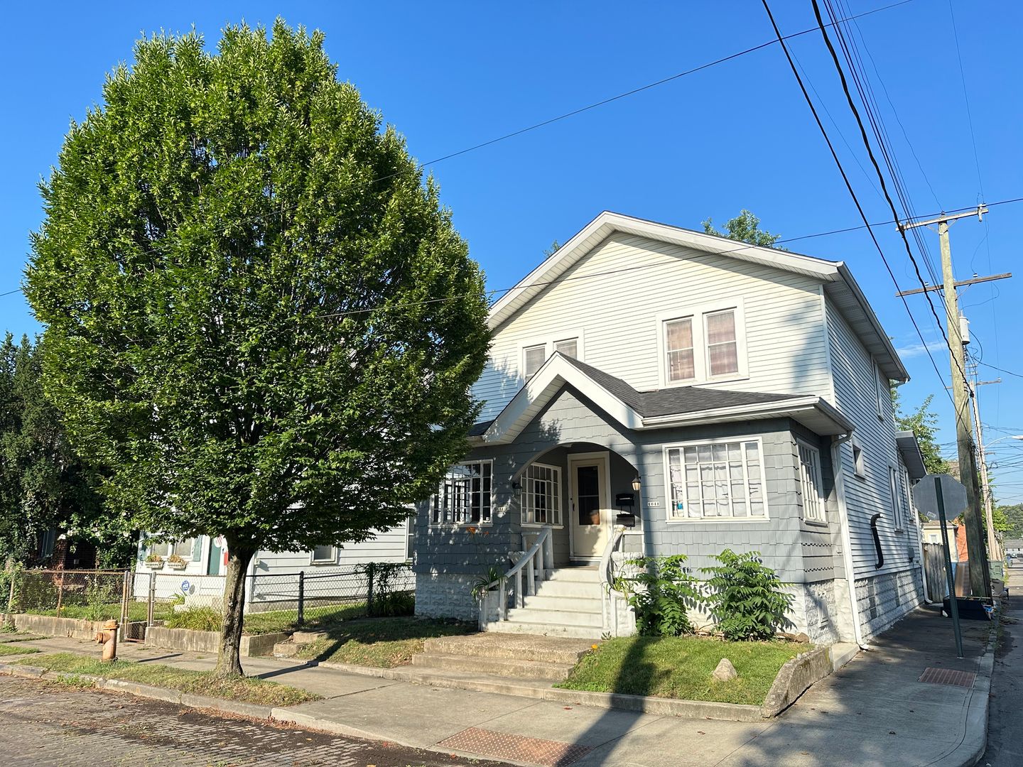 Columbus Apartment: 1041 S Washington Ave