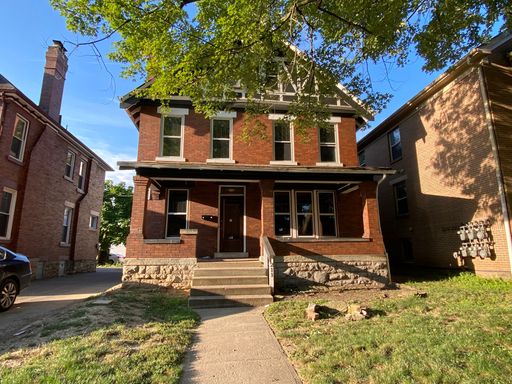 Great Six/Seven Bedroom House Just Off Indianola Central to OSU! – photo 1