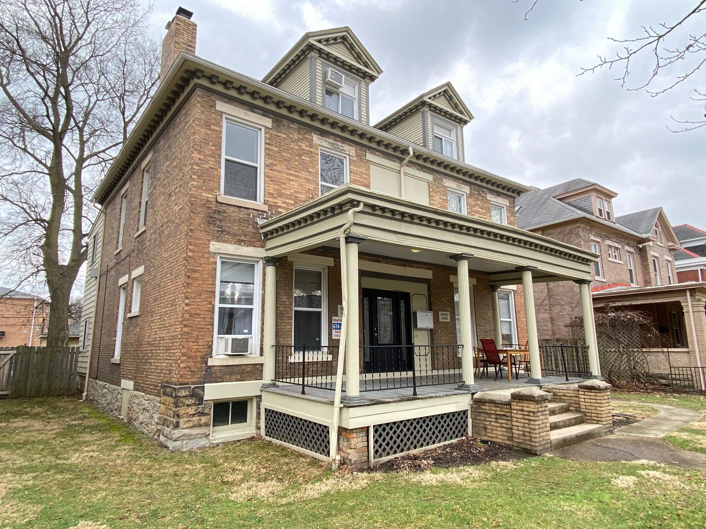 Columbus Apartment: 1462-1464 Neil Ave