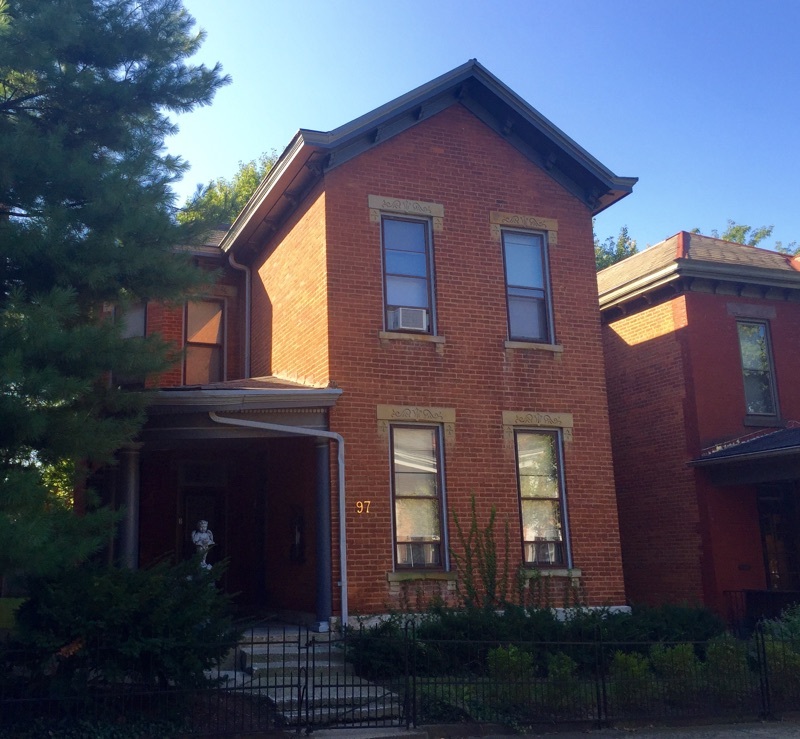 Columbus Apartment: 97 E Lincoln St