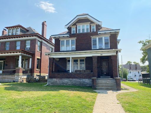 Large House on Central OSU Campus – photo 1
