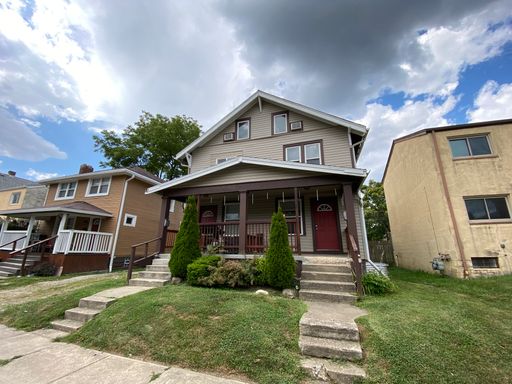 Central Campus OSU Half Duplex with Off Street Parking, Central Air Conditioning, Washer / Dryer – photo 1