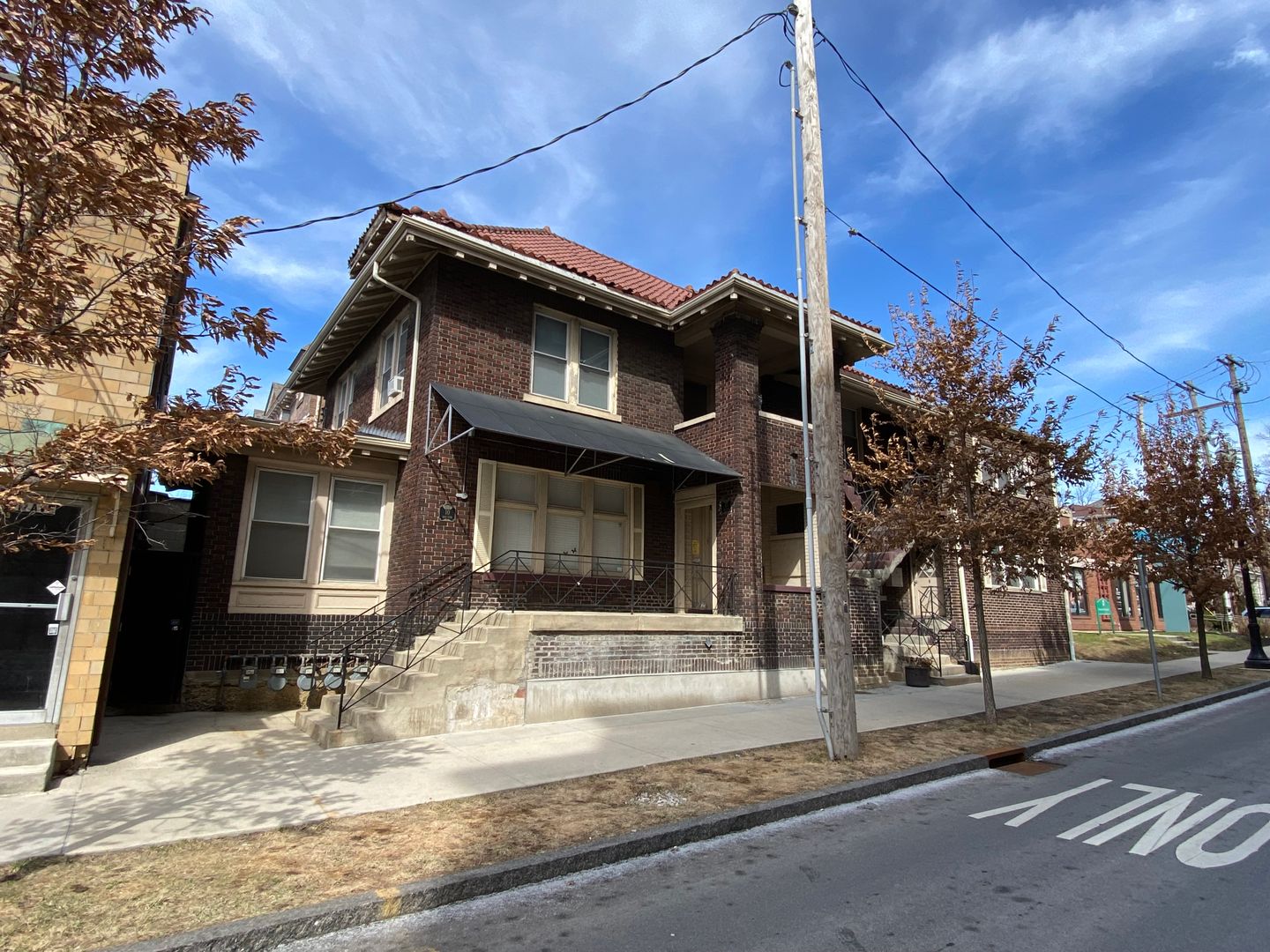 Columbus Apartment: 10-14 E 17th Ave