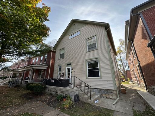 Huge Single Family House in the Heart of Southwest OSU Campus – photo 1