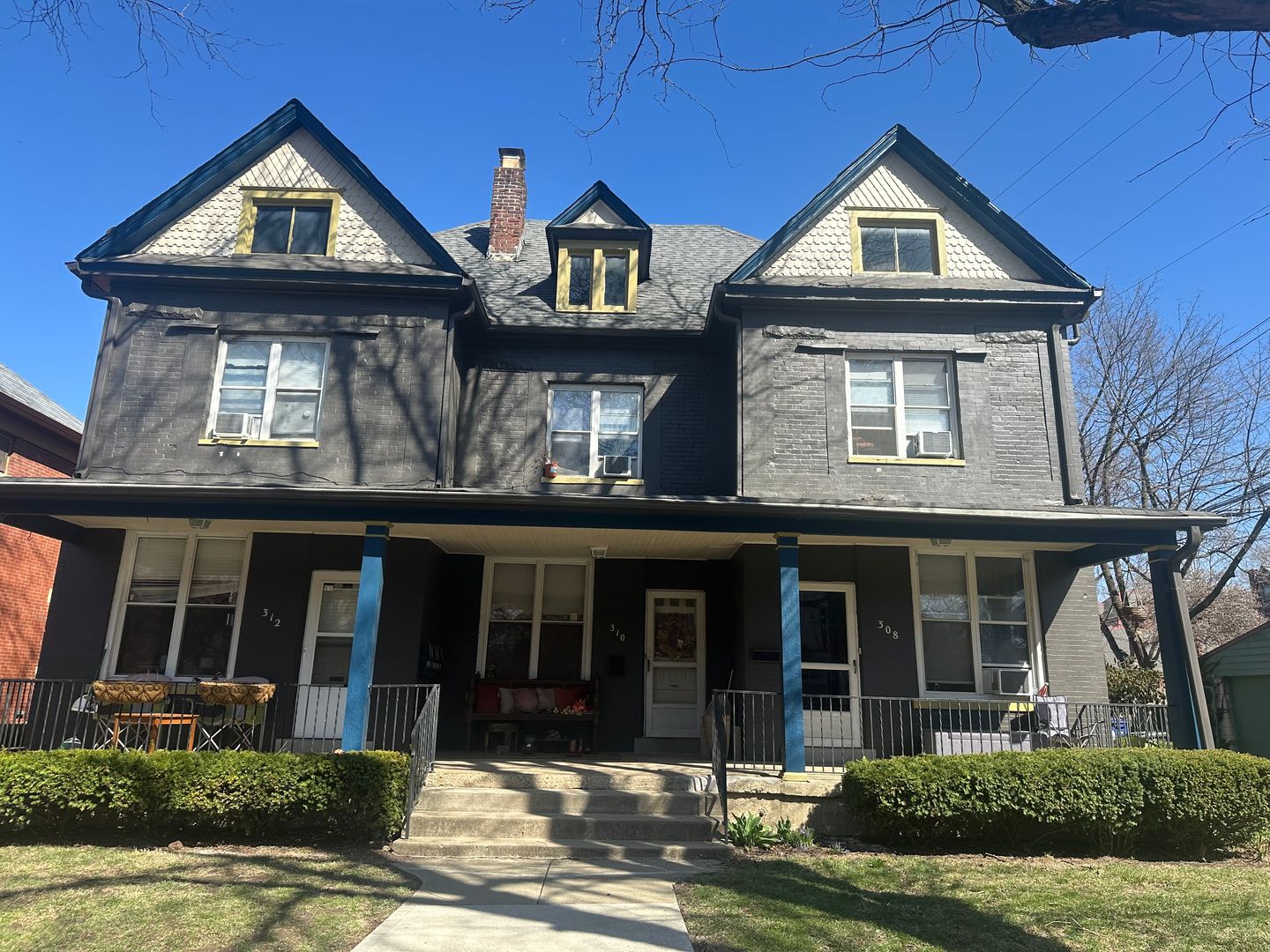 Columbus Apartment: 304 W 6th Ave