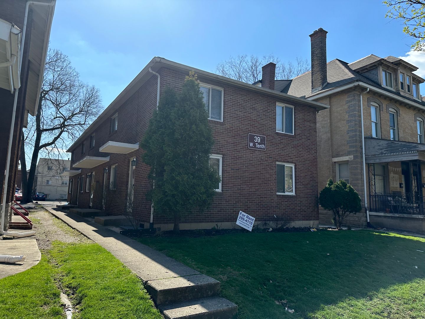 Columbus Apartment: 39 W 10th Ave