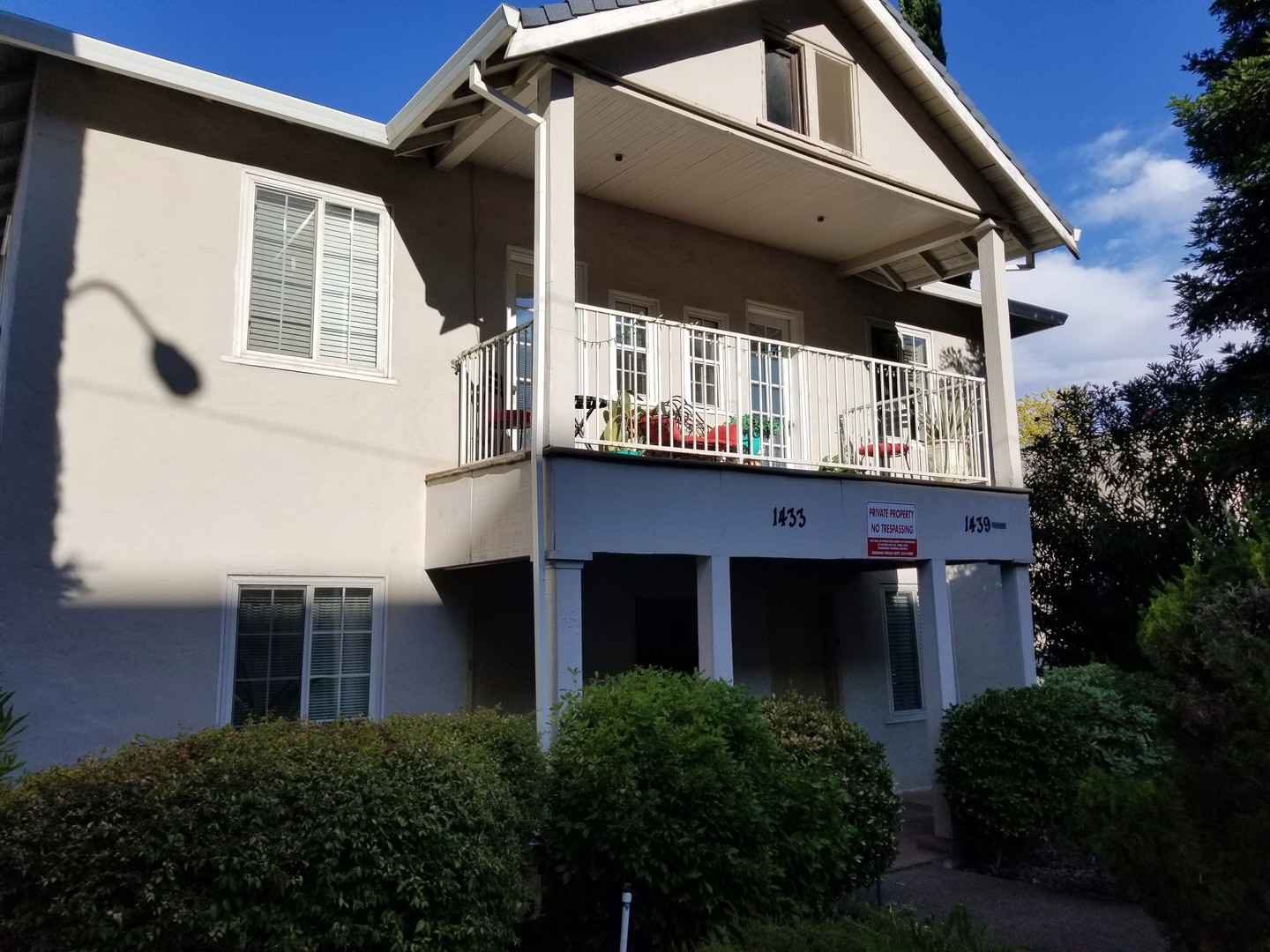Redding Apartment: 1433 Court St