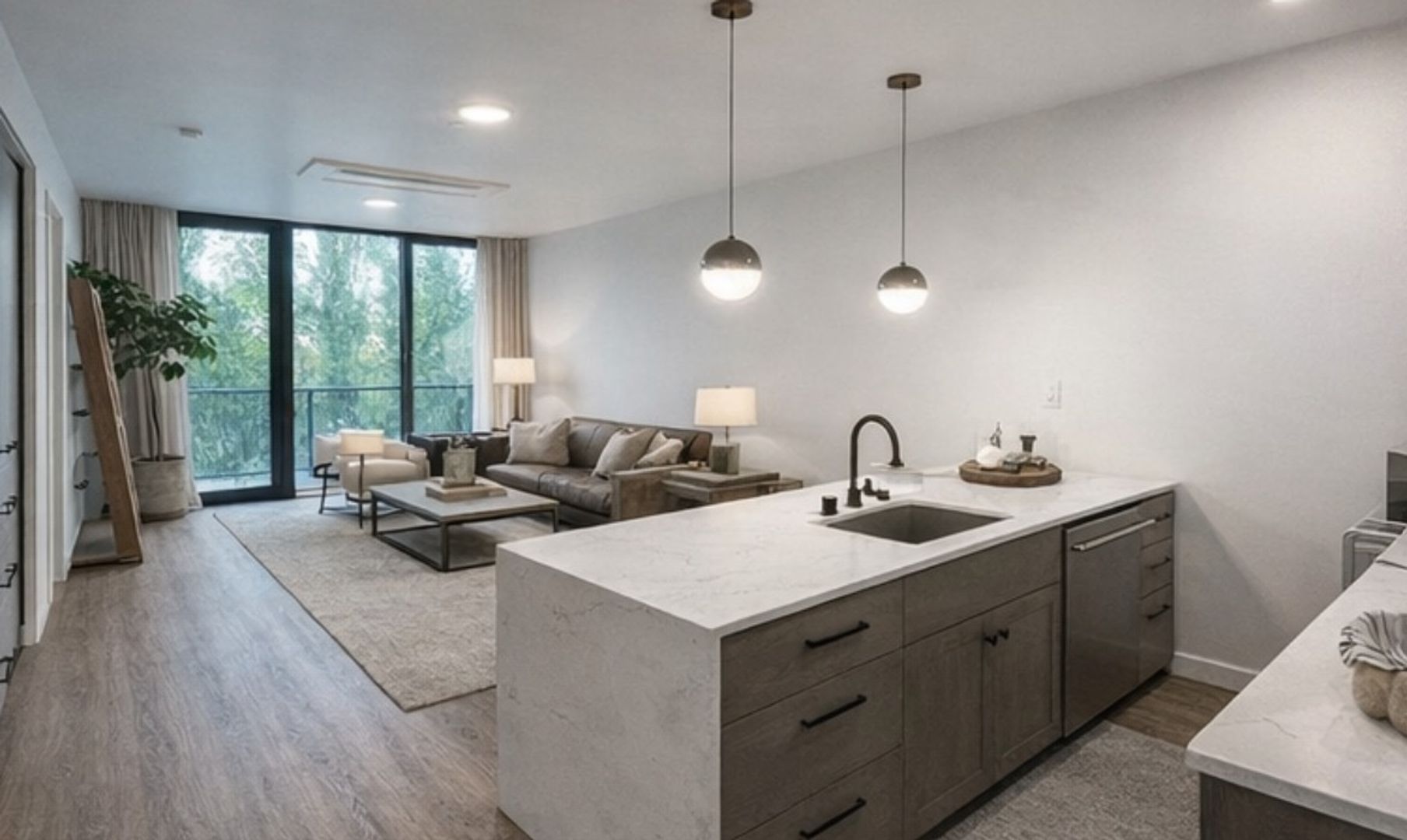 Kirkland Apartment: 312 Central Way