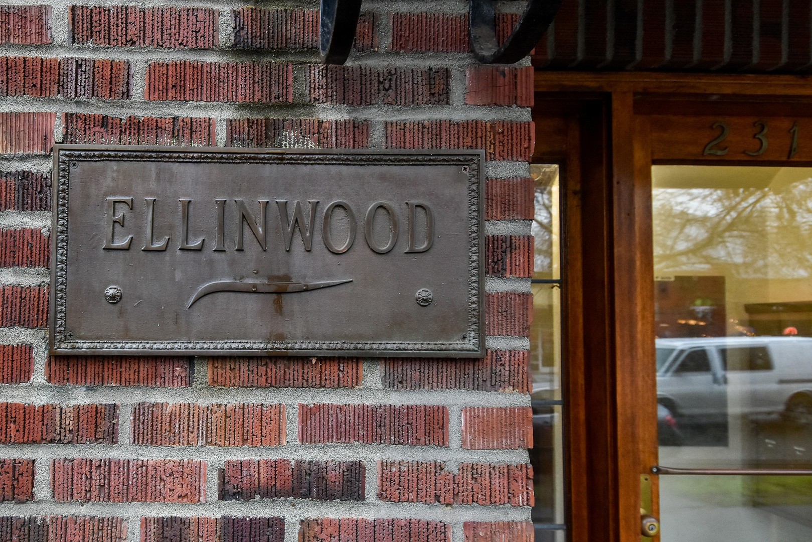 Built in 1936, The Ellinwood Apartments offers 1-Bedroom apartment