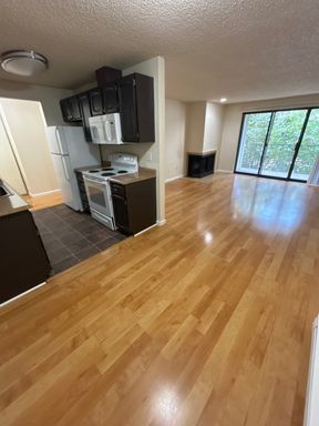 Cresswell, #304 – photo 1