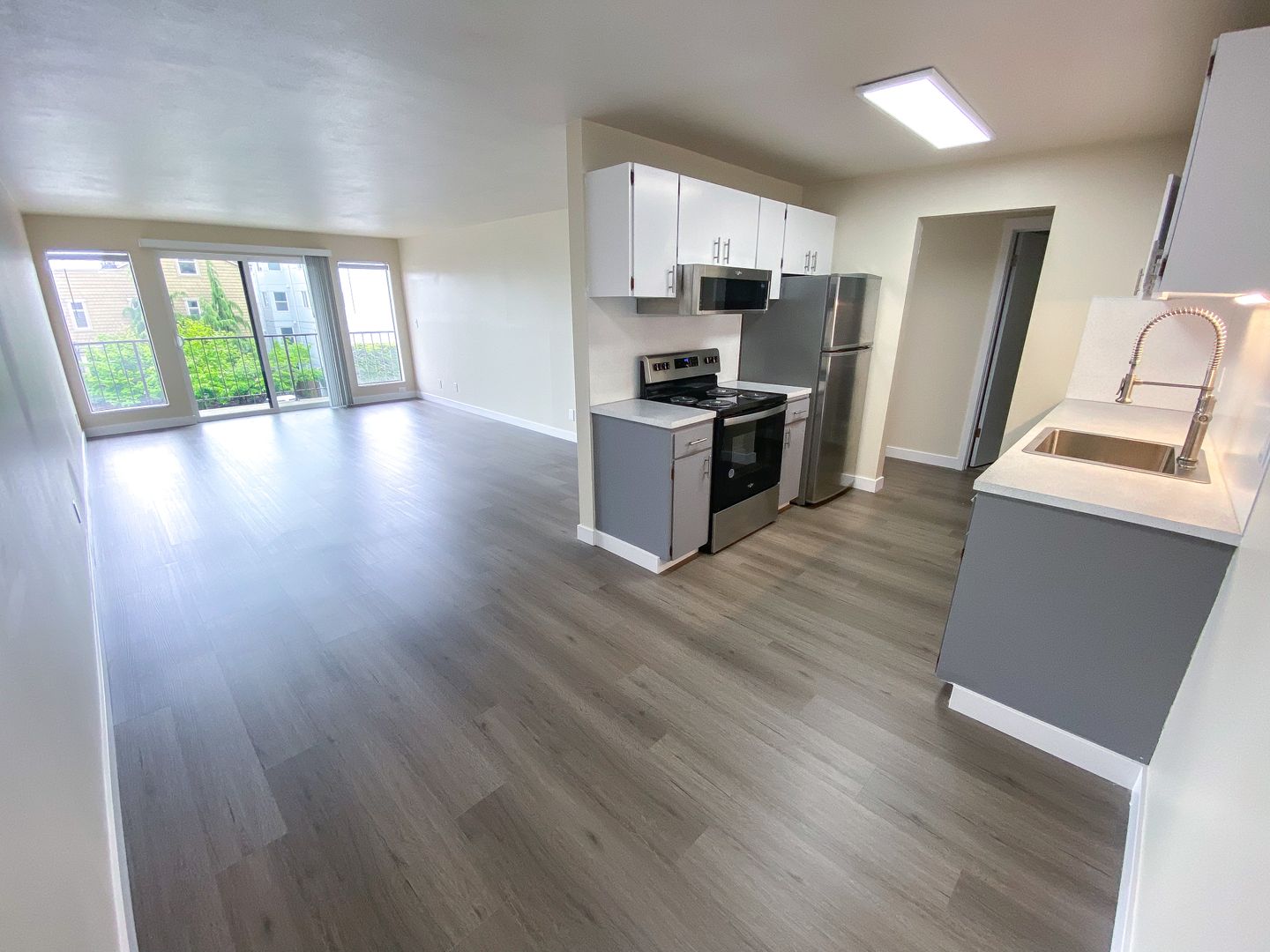 Seattle Apartment: 1501 California Ave SW