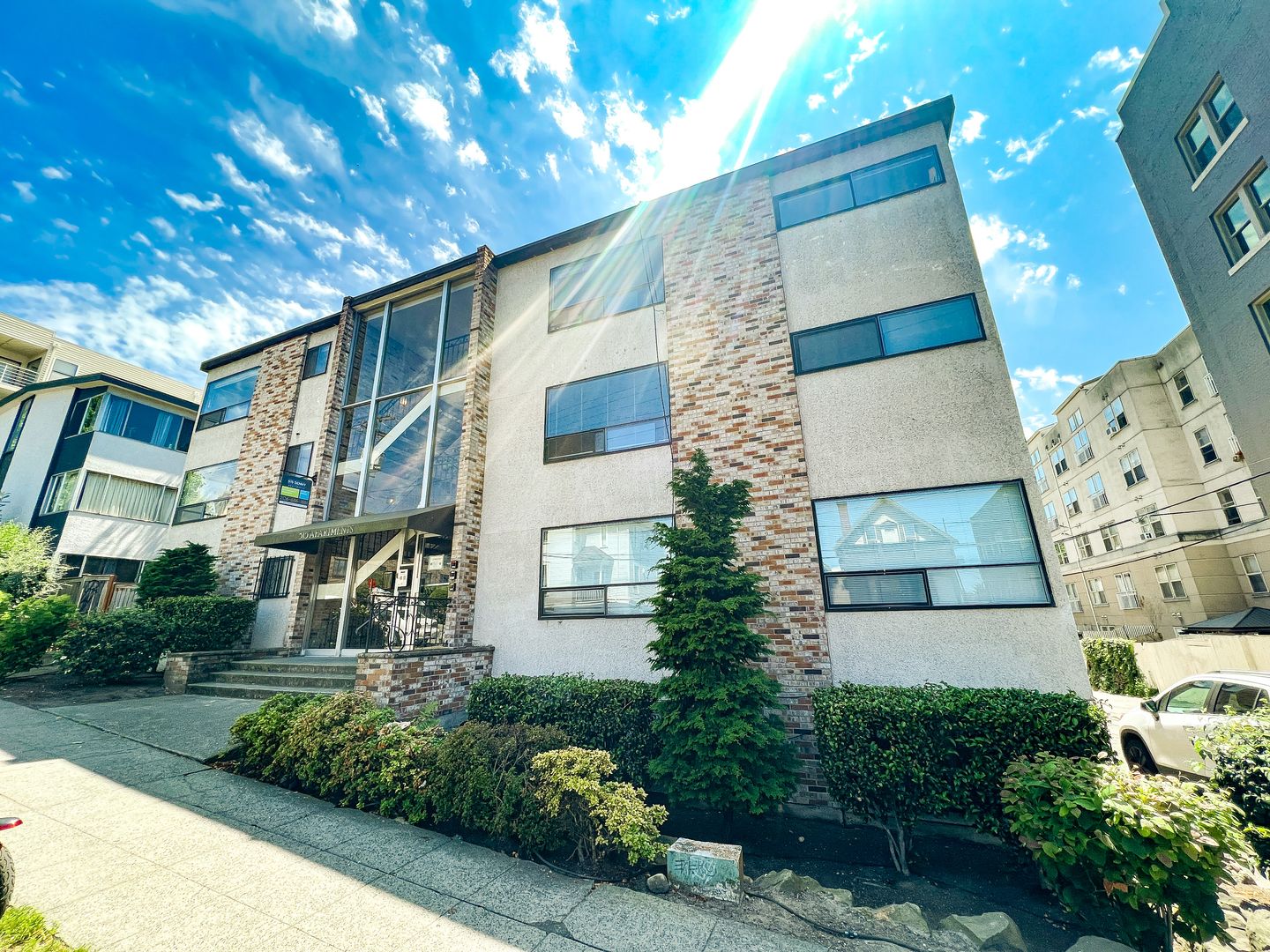 Seattle Apartment: 515 E. Denny Way
