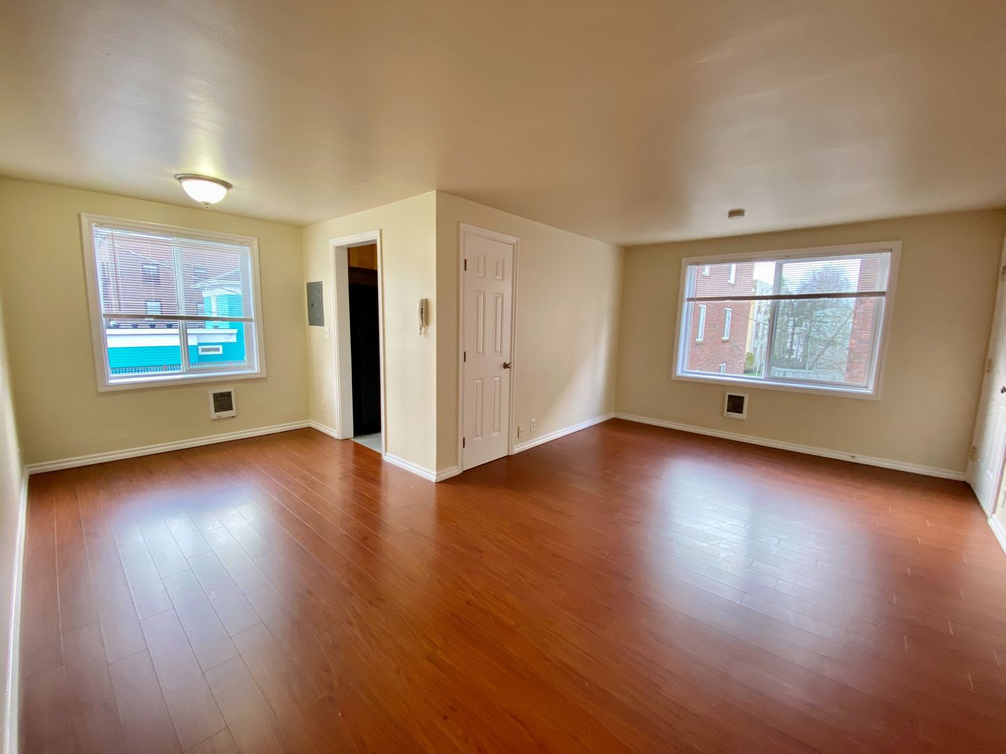 Seattle Apartment: 1703 East Union Street