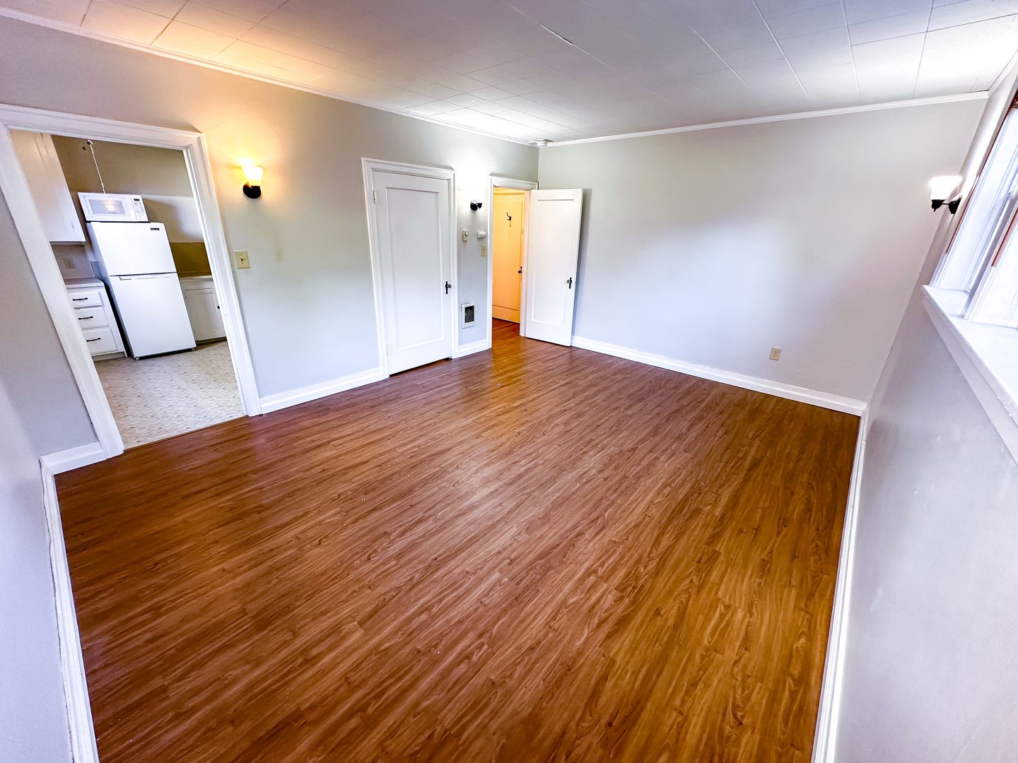 Seattle Apartment: 5042 12th Ave NE