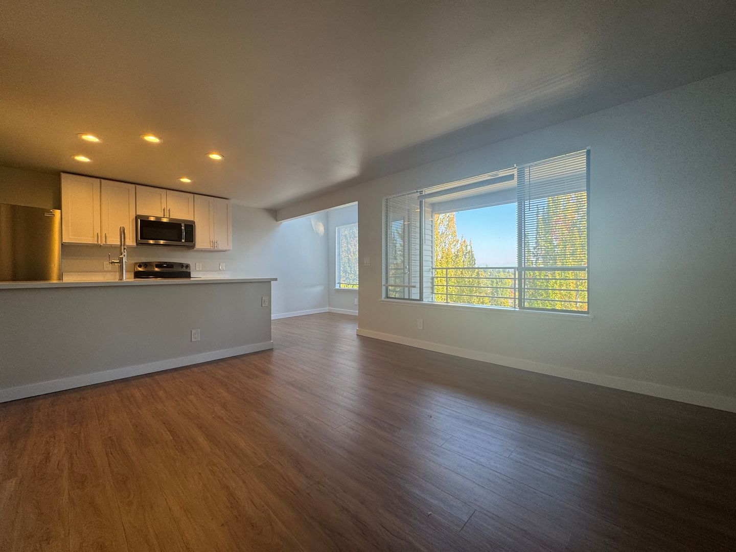 Seattle Apartment: 2501 E. Madison St.