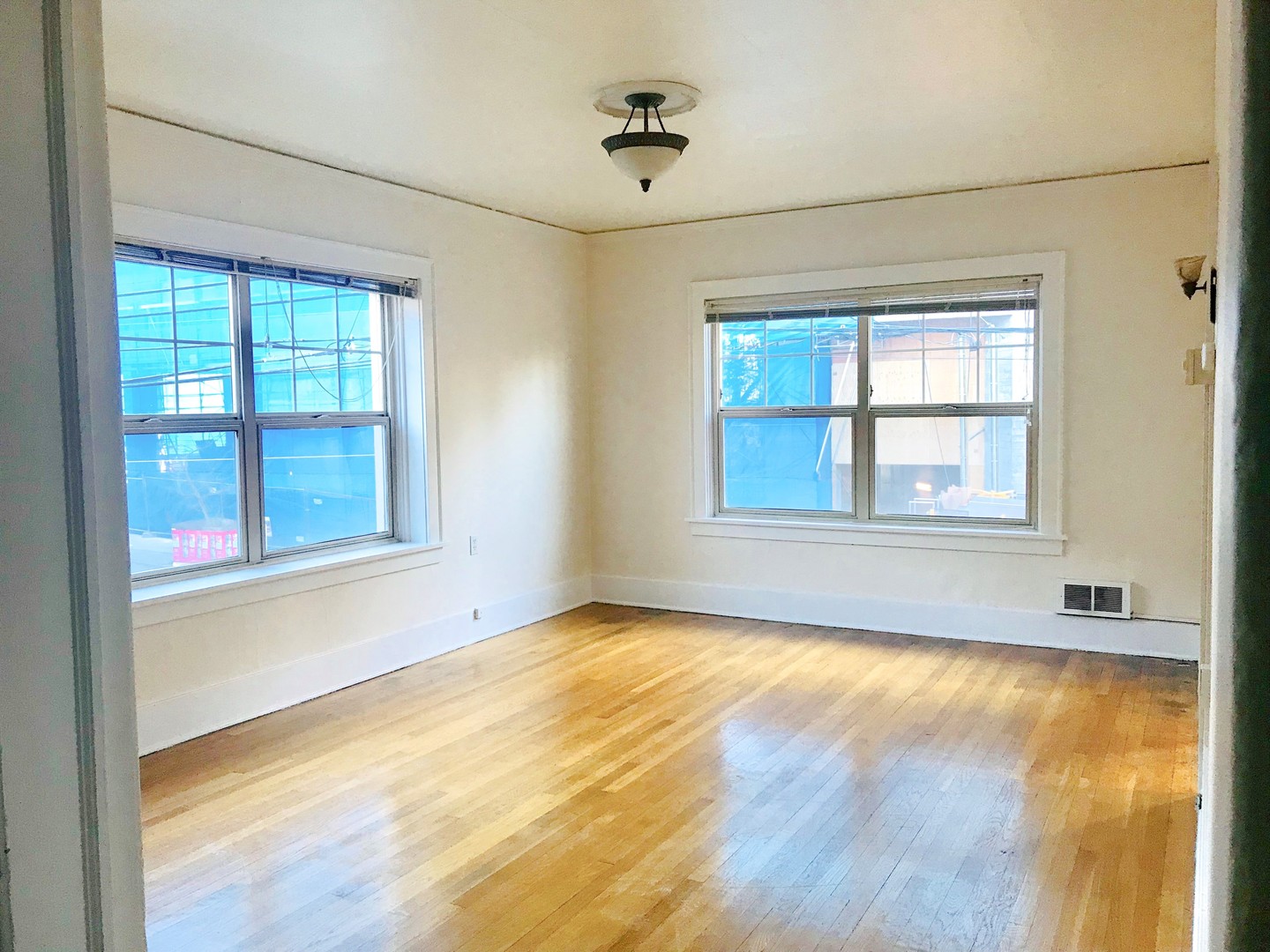 Seattle Apartment: 516 E. Union St.