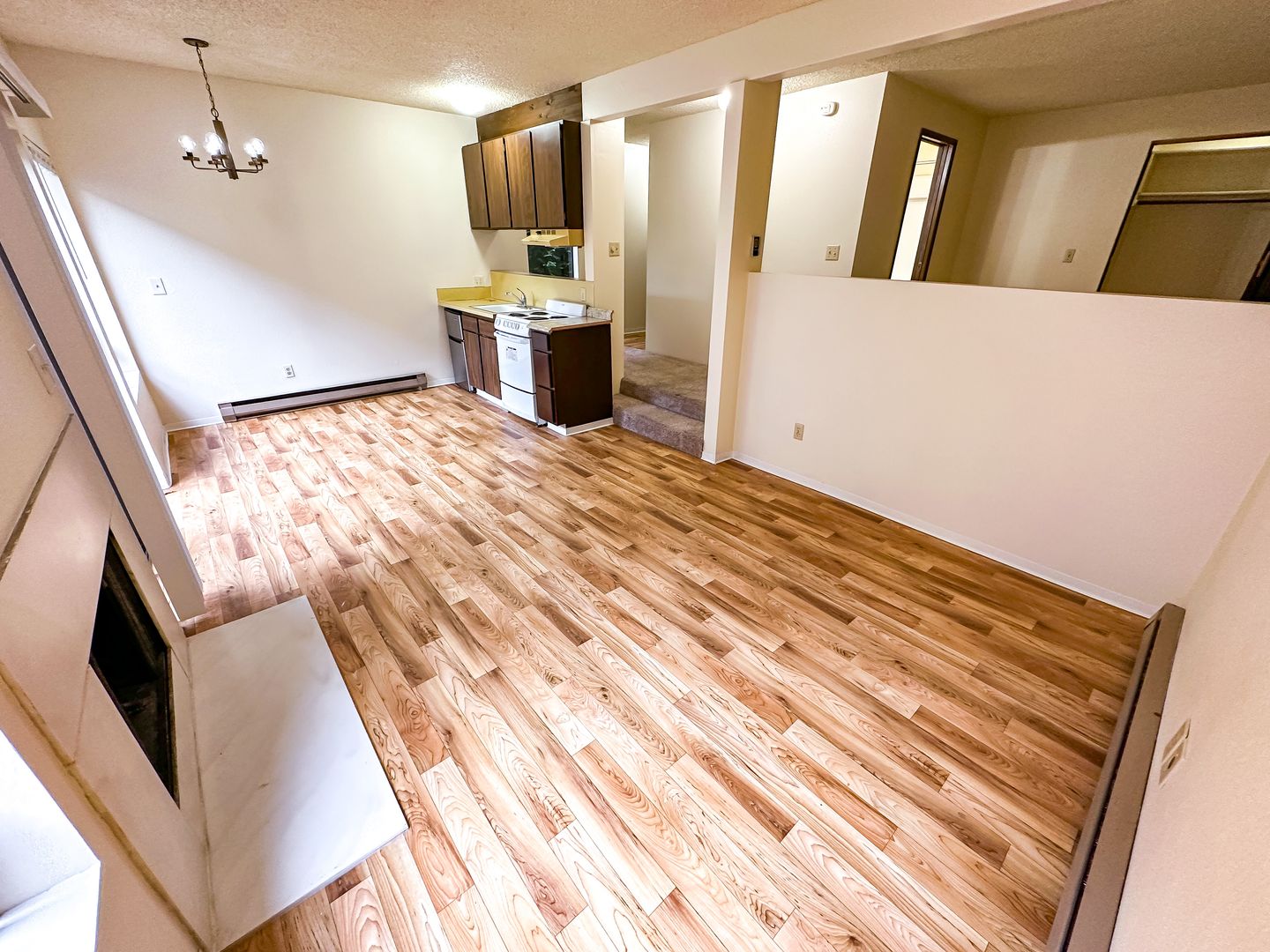 Bellevue Apartment: 1051 108th Ave NE