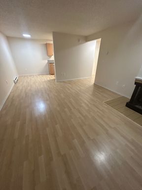 Cresswell Apartments #203 – photo 1