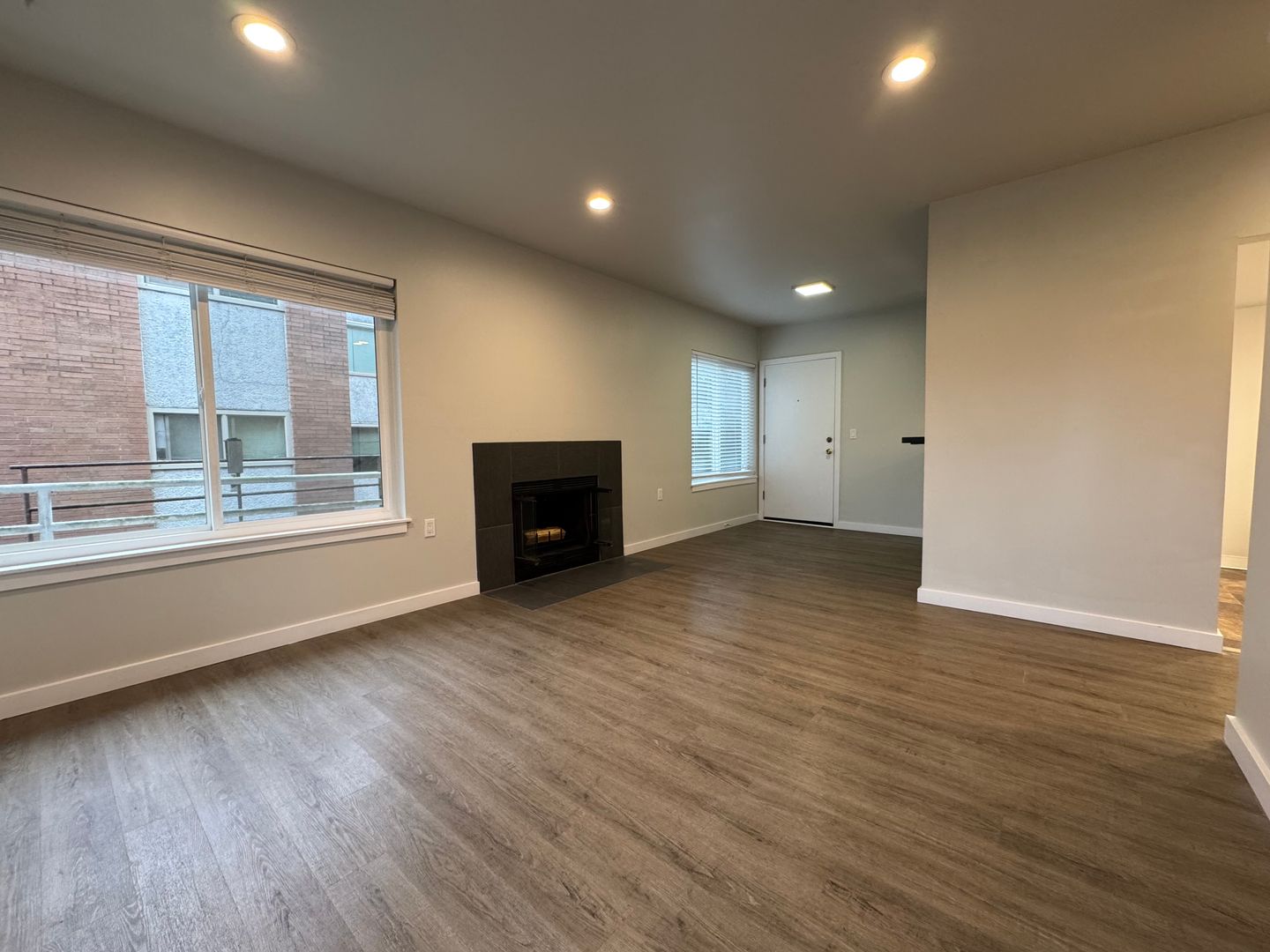 Seattle Apartment: 4850 California Ave. SW